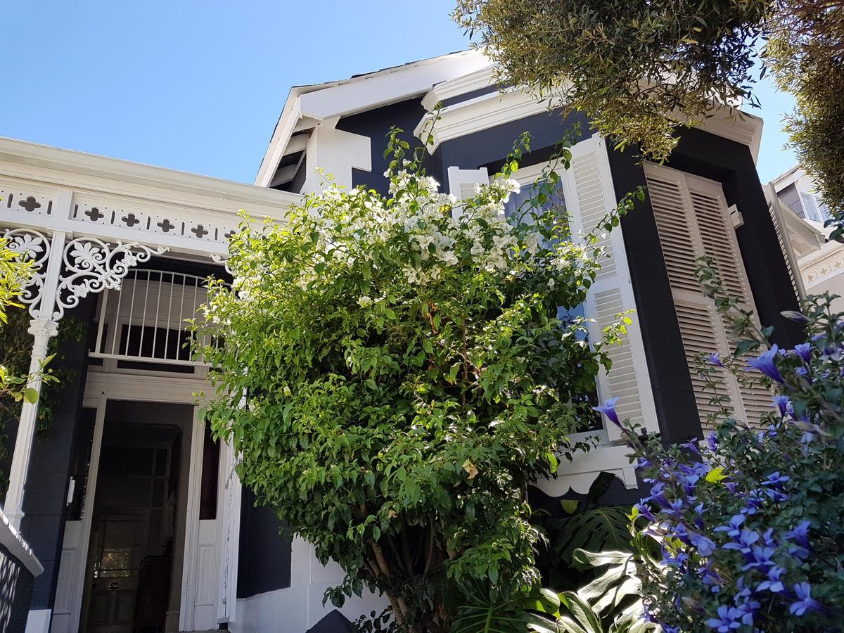 Gilmour Hill Bed & Breakfast Cape Town Bagian luar foto