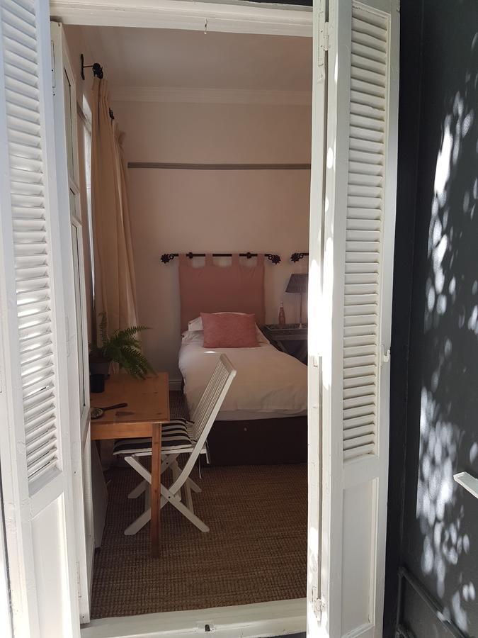 Gilmour Hill Bed & Breakfast Cape Town Bagian luar foto